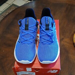 New Balance Men's Athletic Shoes in Blue and Black